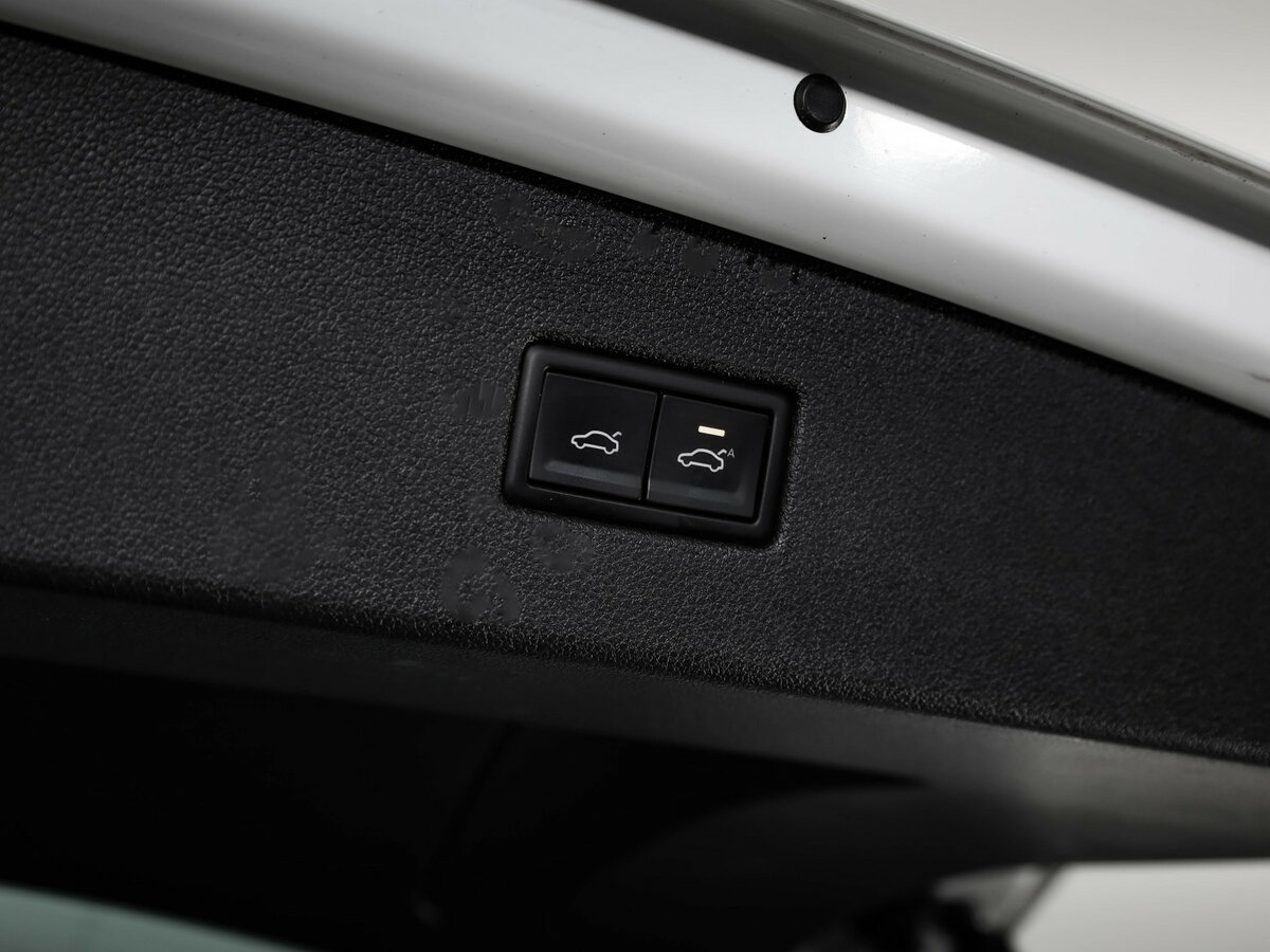 Купить Volkswagen Tiguan II, 2019, 92 843 км, фото №35