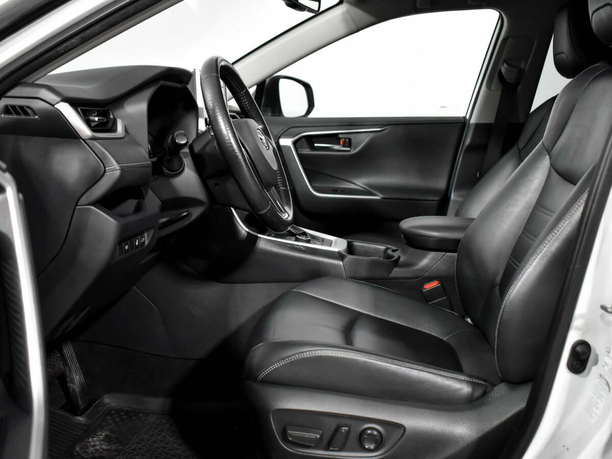 Купить Toyota RAV4 V (XA50), 2019, 214 617 км, фото №10