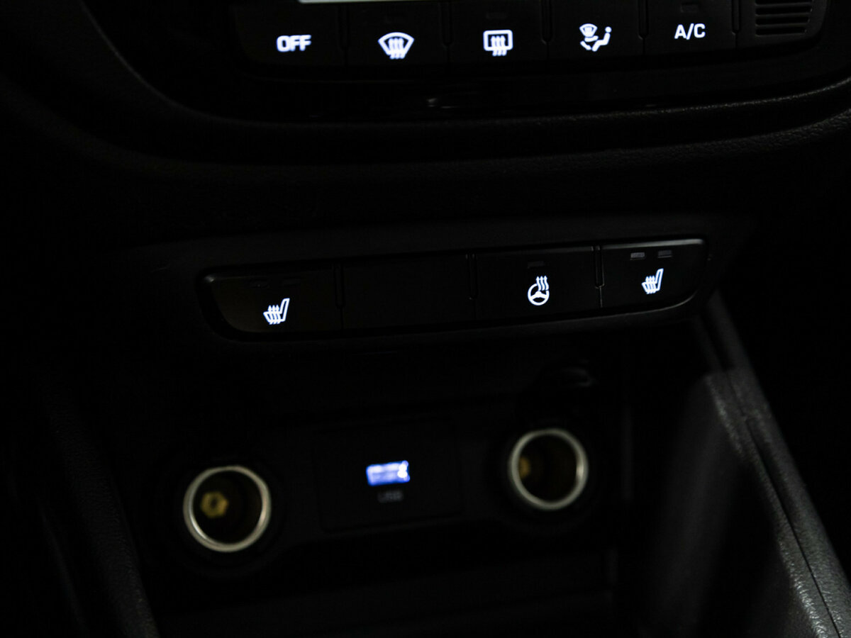 Купить Hyundai Solaris II Рестайлинг, 2021, 82 000 км, фото №16