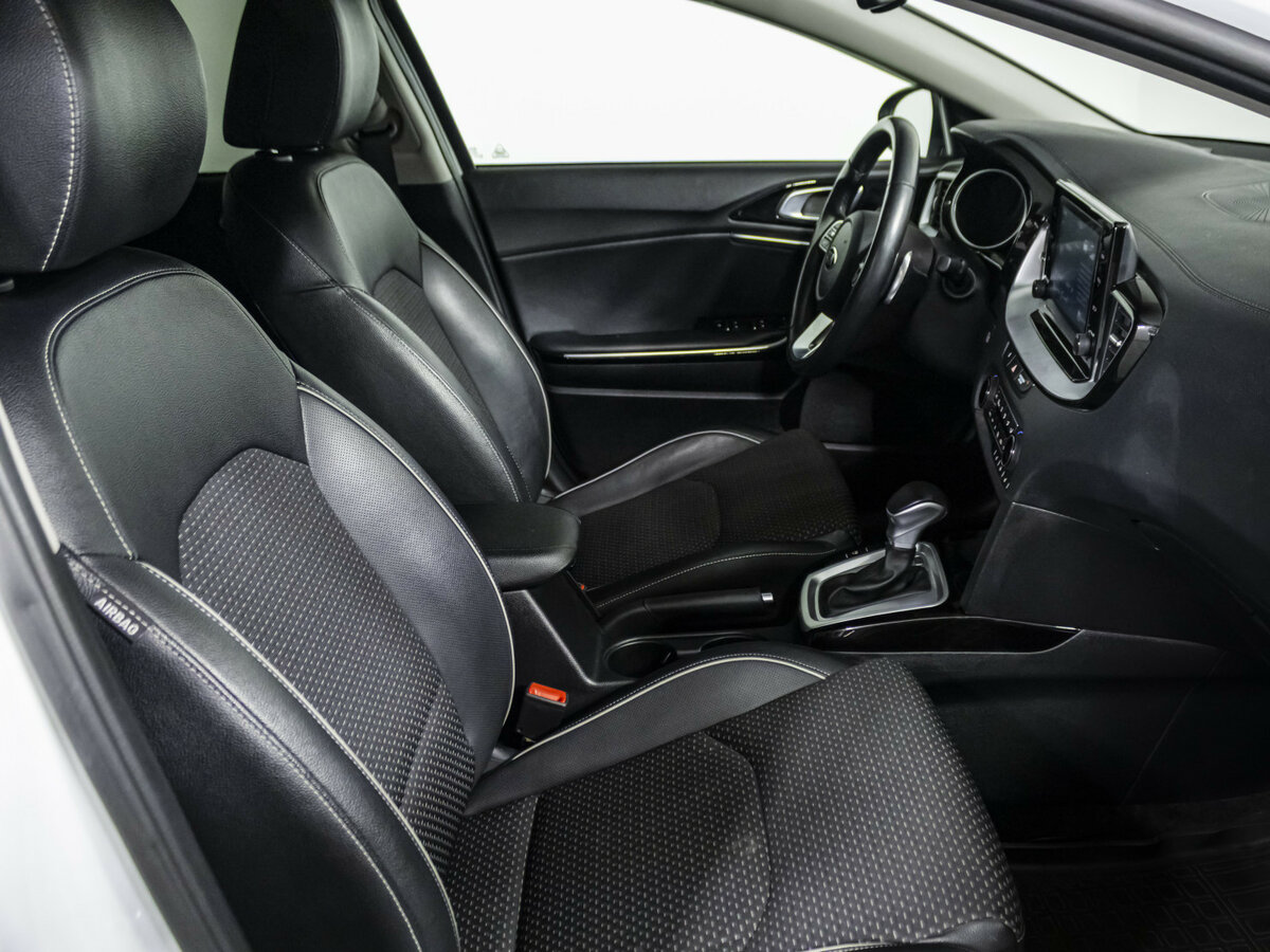 Купить Kia Ceed III, 2021, 59 000 км, фото №8