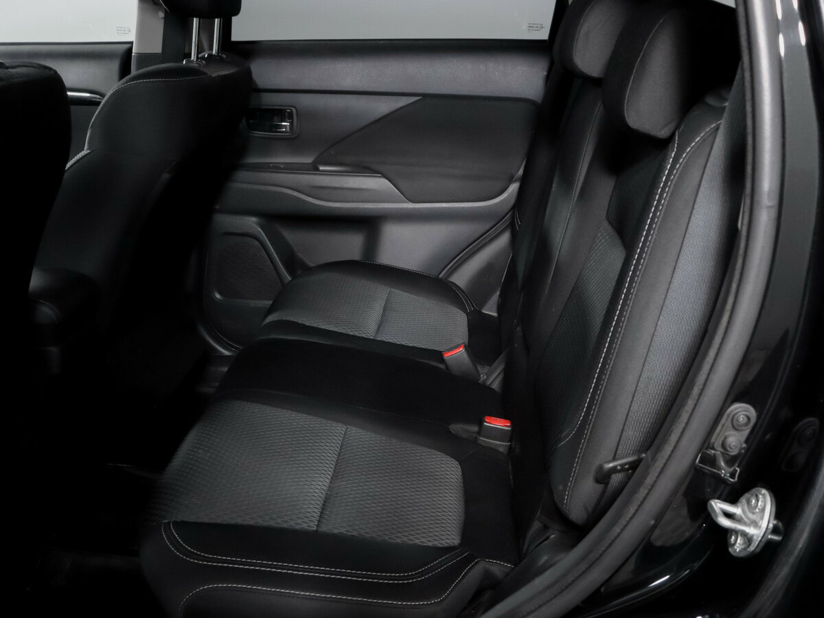 Купить Mitsubishi Outlander III Рестайлинг 3, 2019, 128 765 км, фото №10